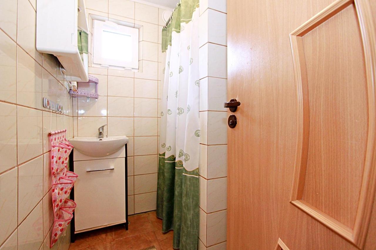 Domki Wczasowe Mazury - Ferienhaus Masuren - Do 12 Osob - Idealny Dla Grup Dluzek Ngoại thất bức ảnh