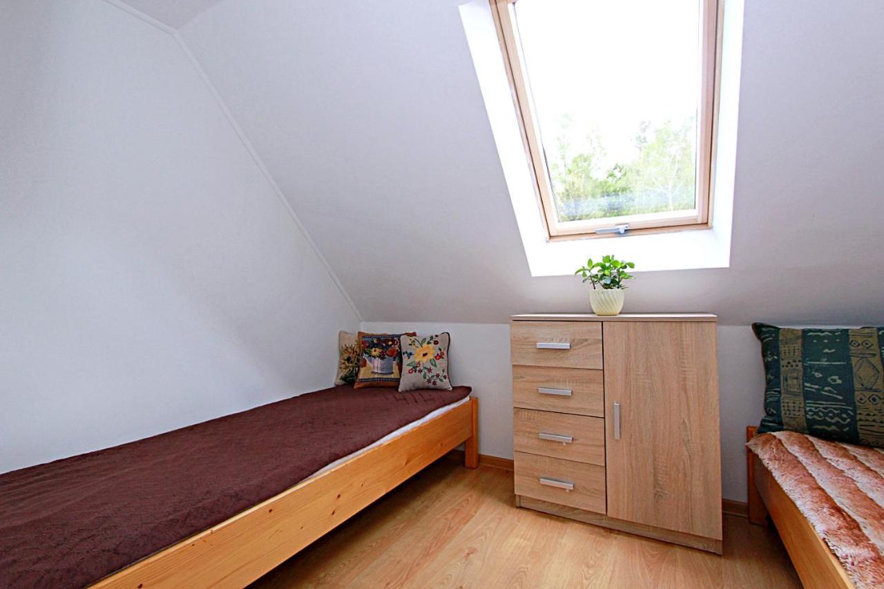 Domki Wczasowe Mazury - Ferienhaus Masuren - Do 12 Osob - Idealny Dla Grup Dluzek Ngoại thất bức ảnh