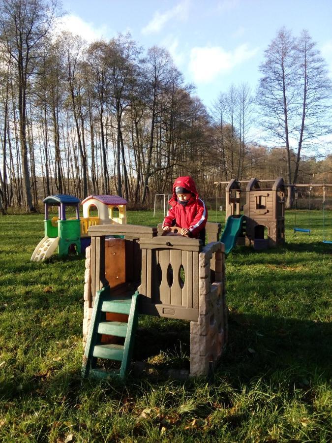 Domki Wczasowe Mazury - Ferienhaus Masuren - Do 12 Osob - Idealny Dla Grup Dluzek Ngoại thất bức ảnh